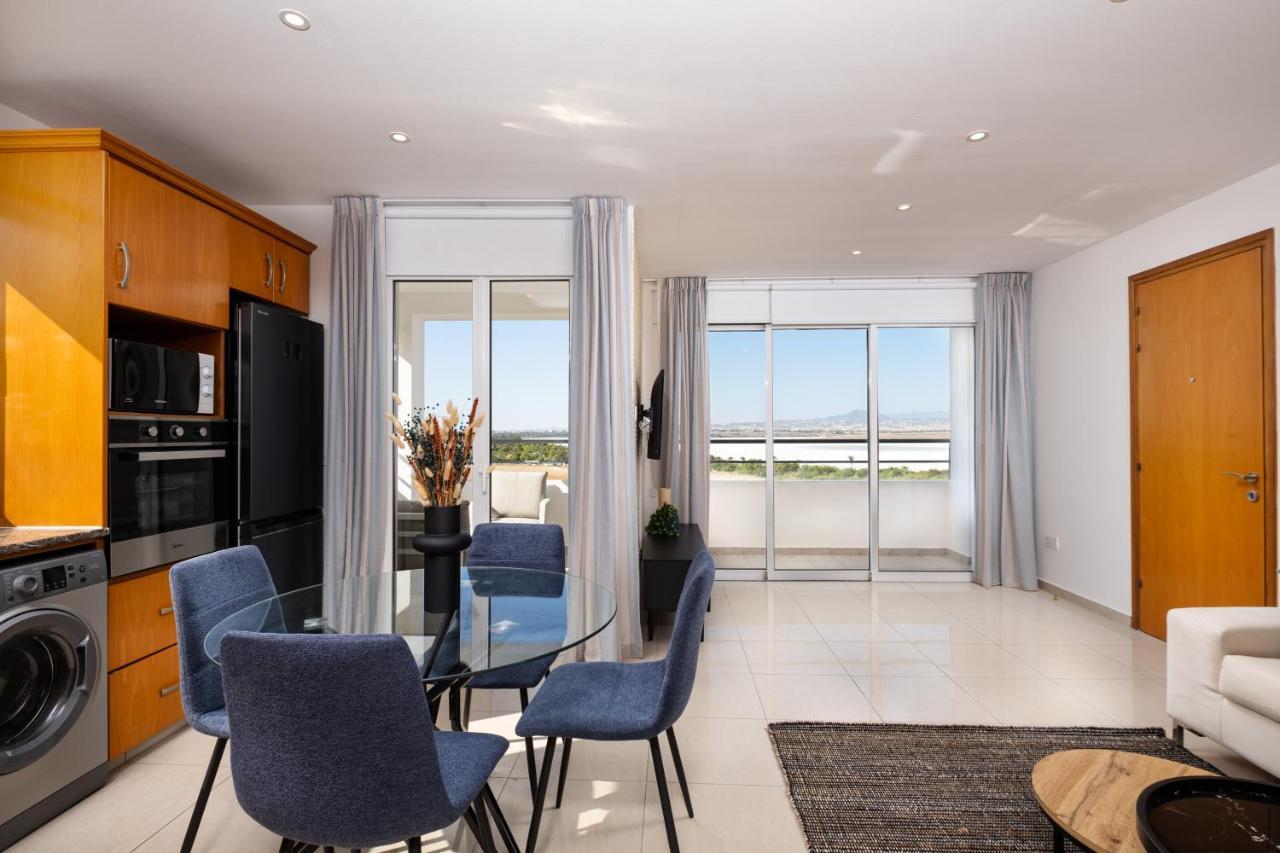 Ferienwohnung The Saline Views Makenzy Larnaka Exterior foto